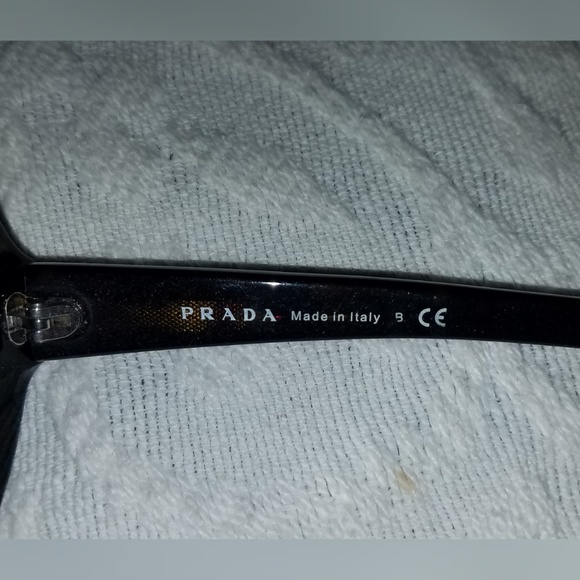 Sunglasses - Picture 5 of 5